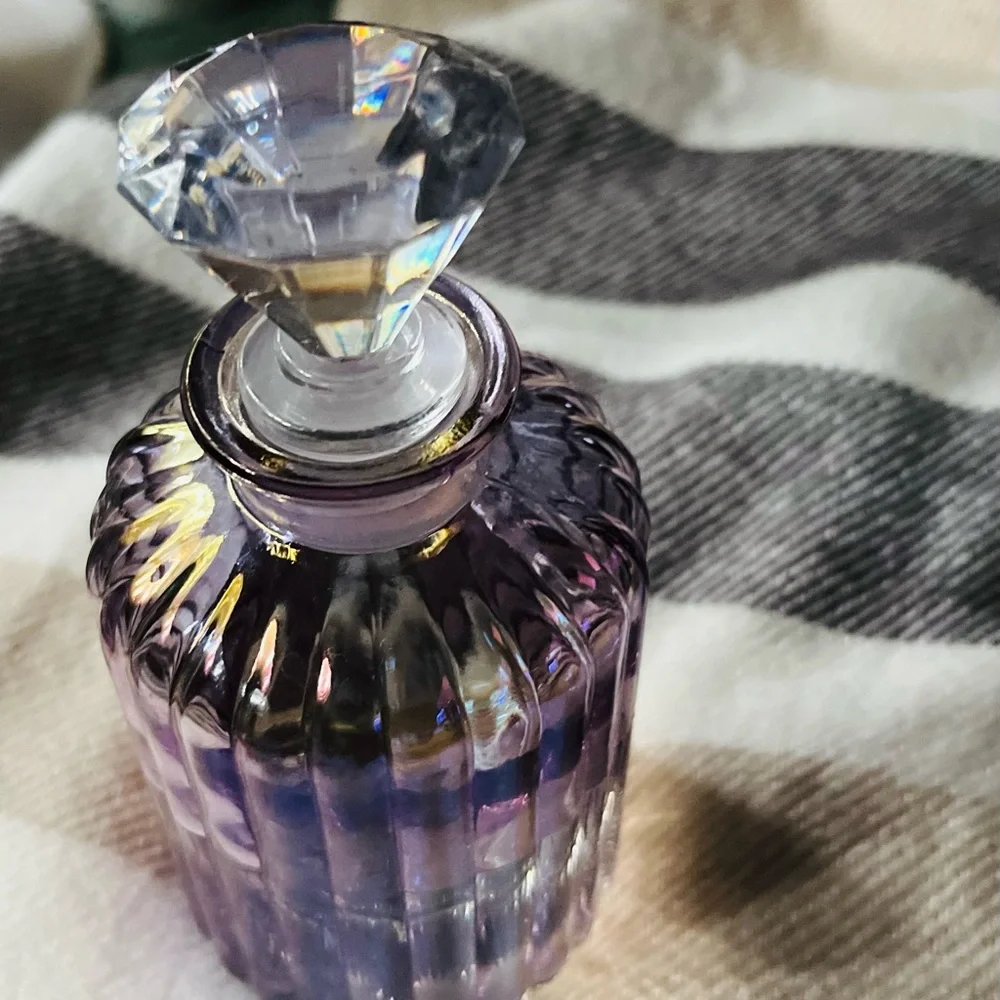Glass perfume bottle - Picture 1 of 4